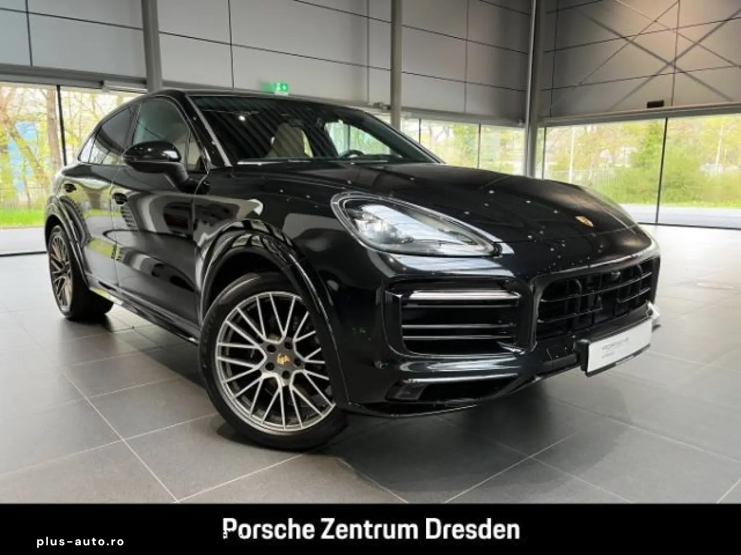 PORSCHE Cayenne Coupe Platinum Edition Head-Up Chrono