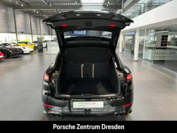PORSCHE Cayenne Coupe Platinum Edition Head-Up Chrono