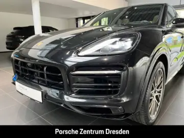 PORSCHE Cayenne Coupe Platinum Edition Head-Up Chrono