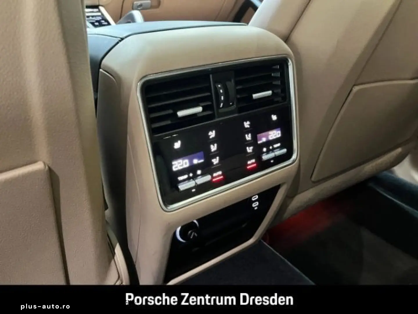 PORSCHE Cayenne Coupe Platinum Edition Head-Up Chrono