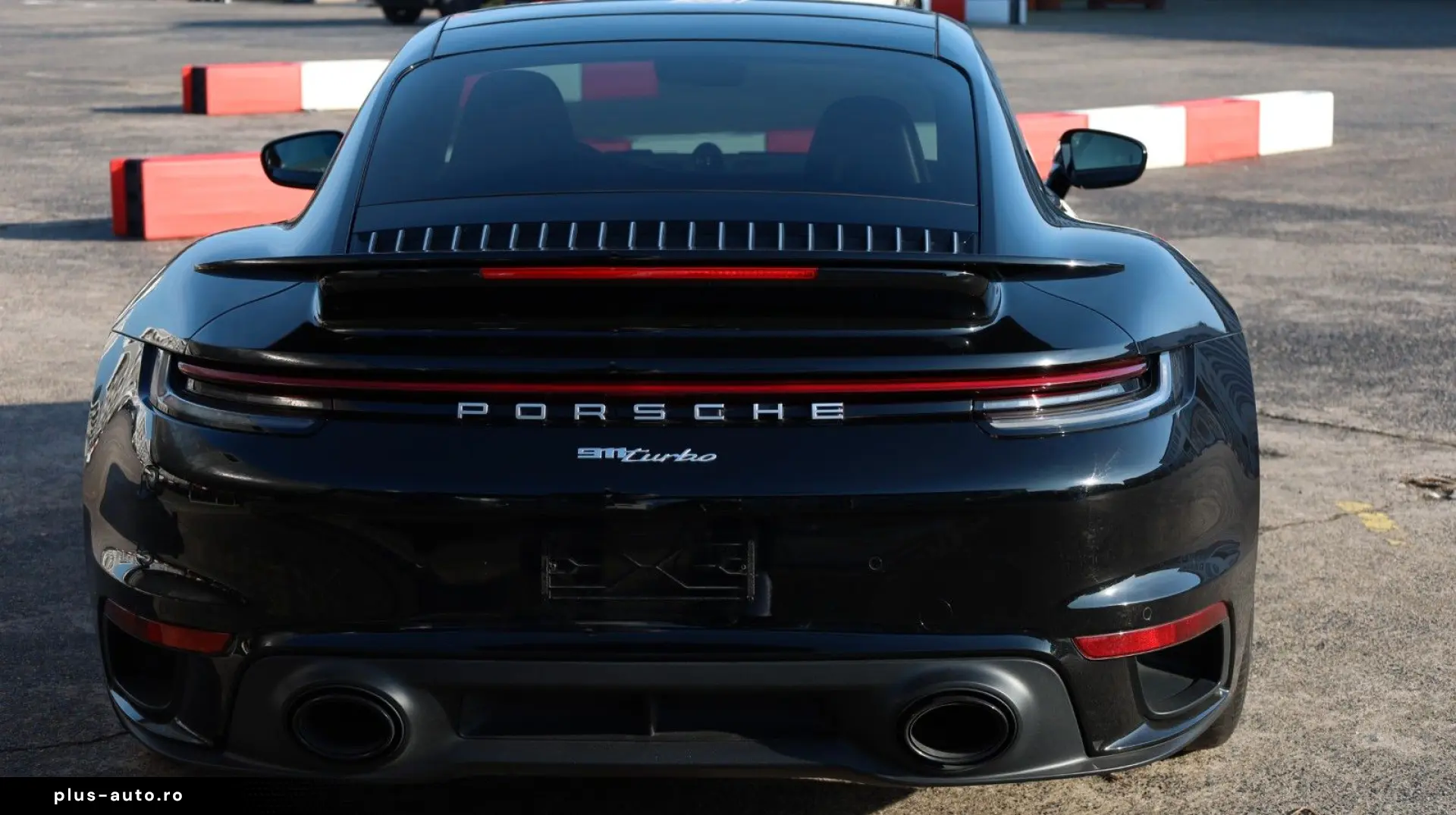PORSCHE 911 Turbo