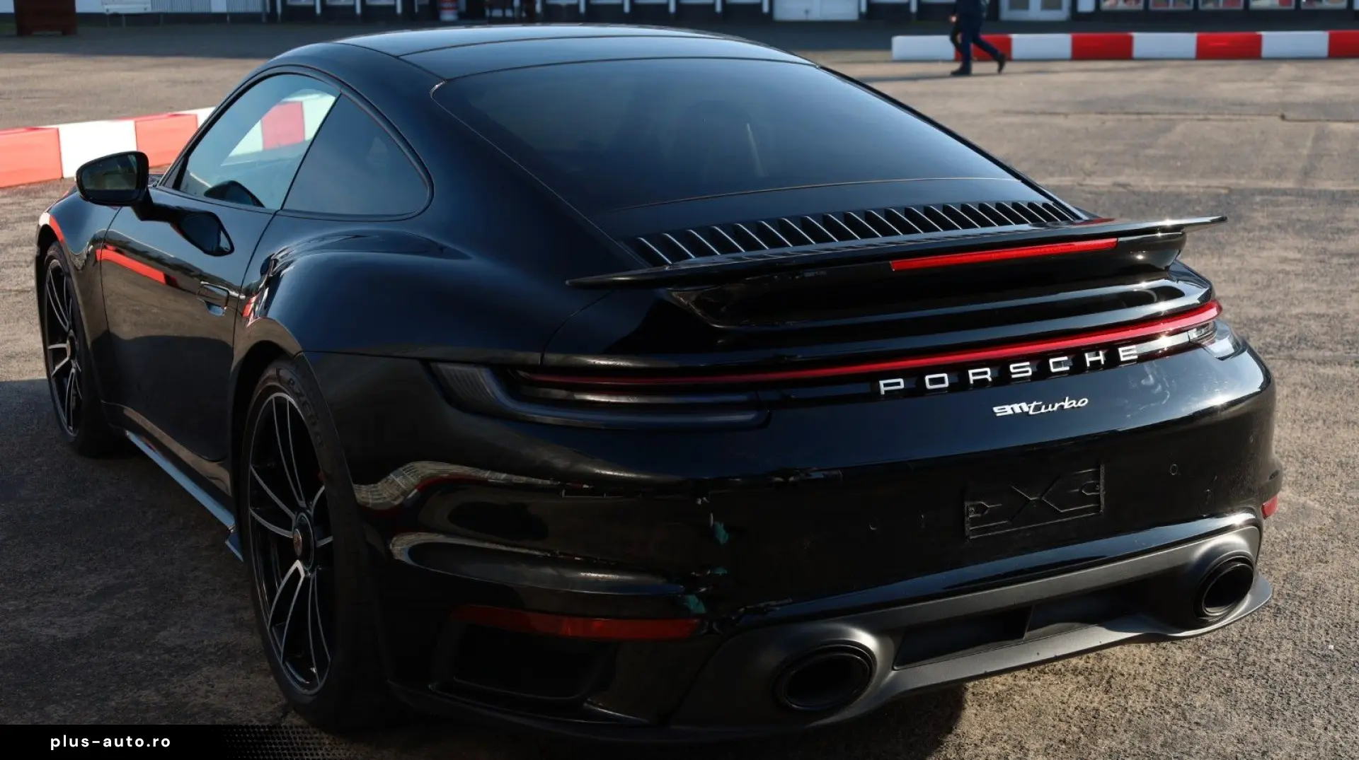 PORSCHE 911 Turbo