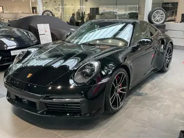 PORSCHE 911 Turbo
