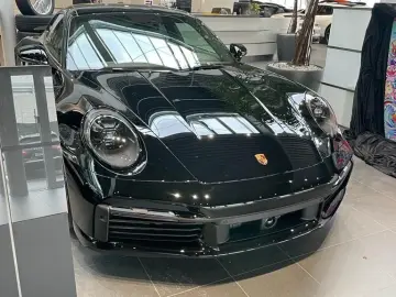 PORSCHE 911 Turbo