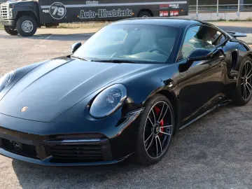 PORSCHE 911 Turbo