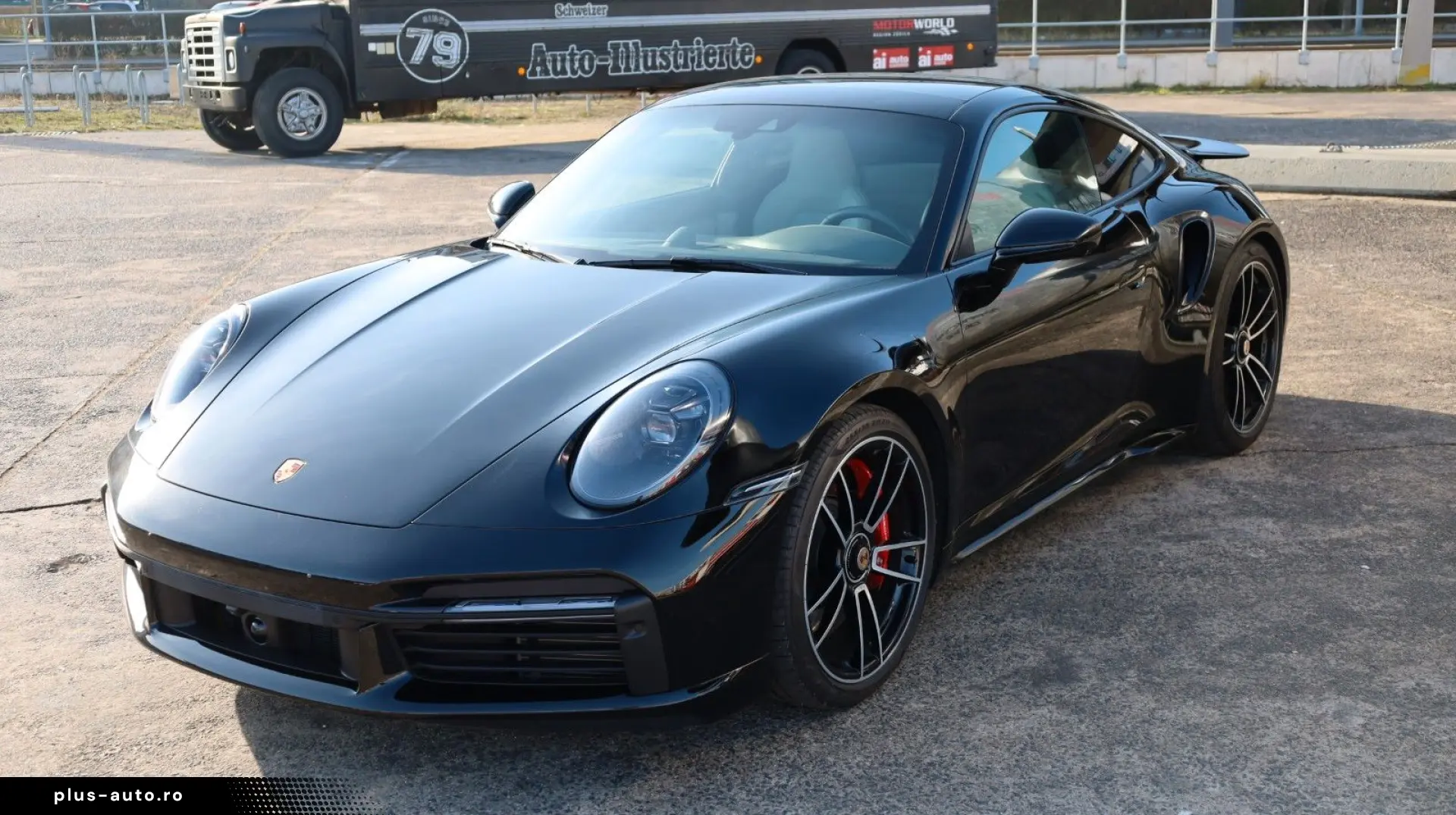 PORSCHE 911 Turbo