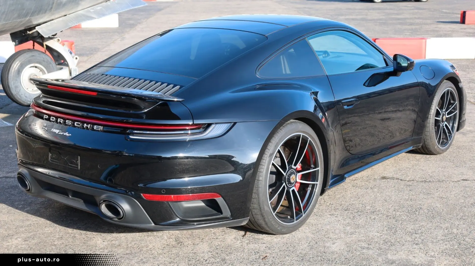 PORSCHE 911 Turbo