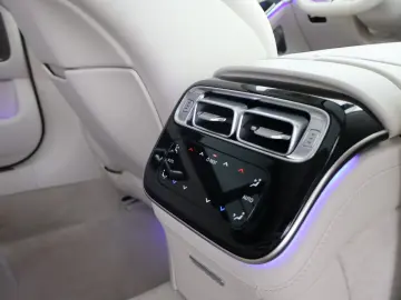 MERCEDES-BENZ S 450 d 4M L AMG Chauffeur Digital Light Night
