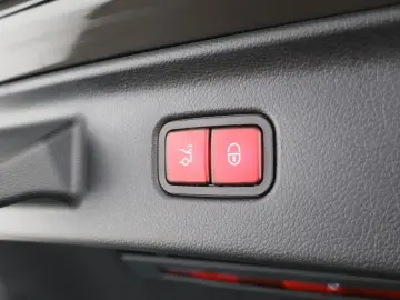 MERCEDES-BENZ S 450 d 4M L AMG Chauffeur Digital Light Night