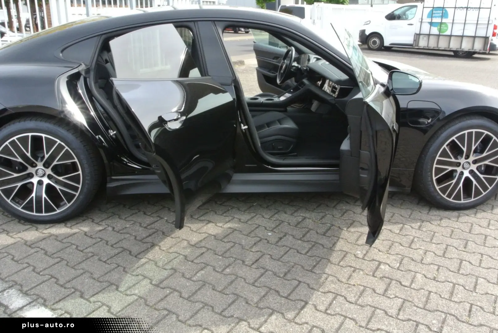 PORSCHE Taycan schw schw 20  perf batt kamera sofort