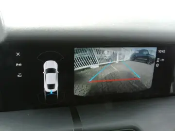 PORSCHE Taycan schw schw 20  perf batt kamera sofort