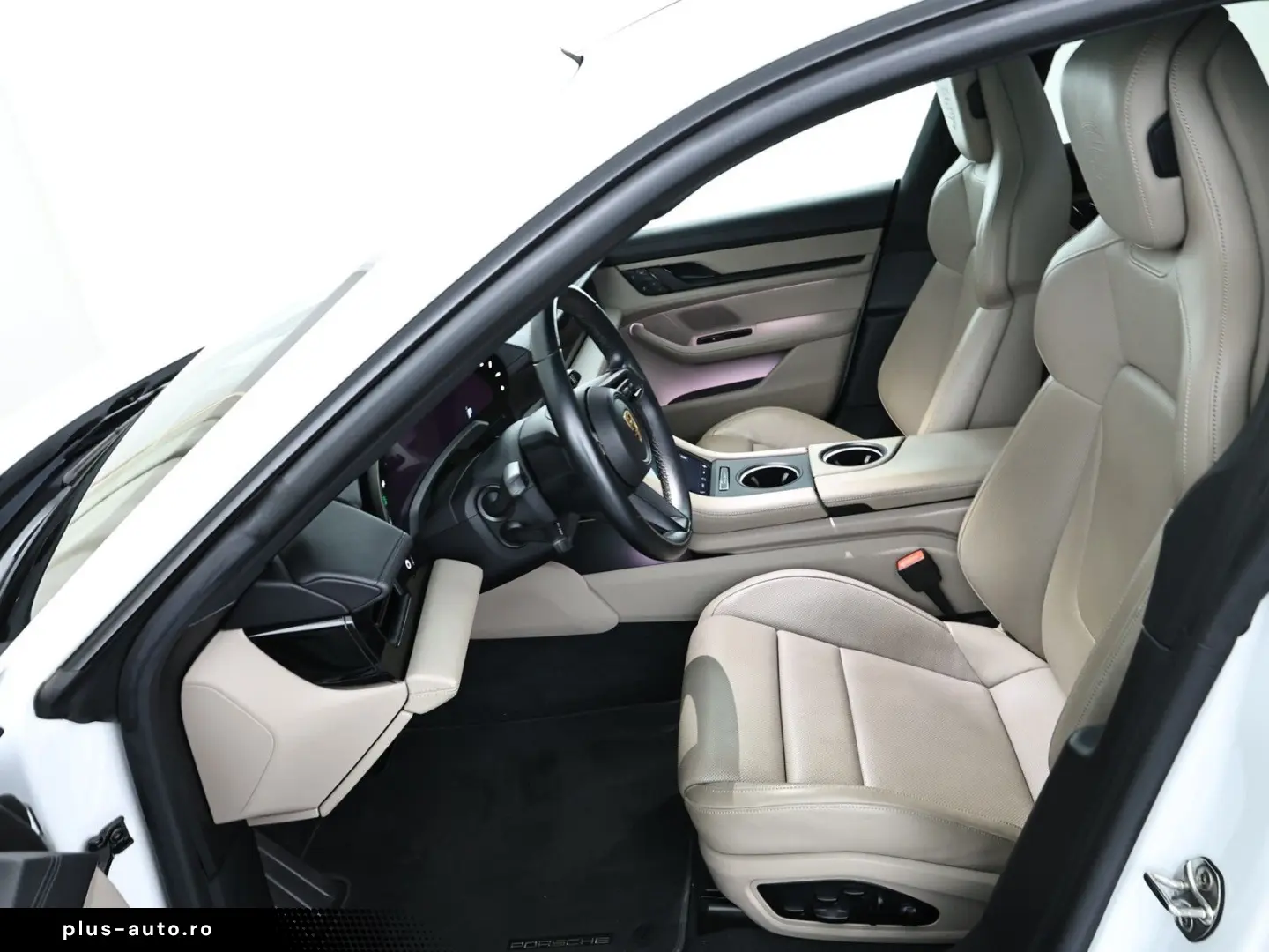 PORSCHE Taycan Plus Navi HUD Bose Pano Sitzhzg.