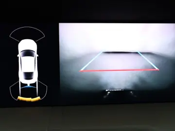 PORSCHE Taycan Plus Navi HUD Bose Pano Sitzhzg.