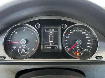 Volkswagen Passat SW 2.0 Diesel 140 CP An 2014