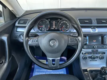 Volkswagen Passat SW 2.0 Diesel 140 CP An 2014