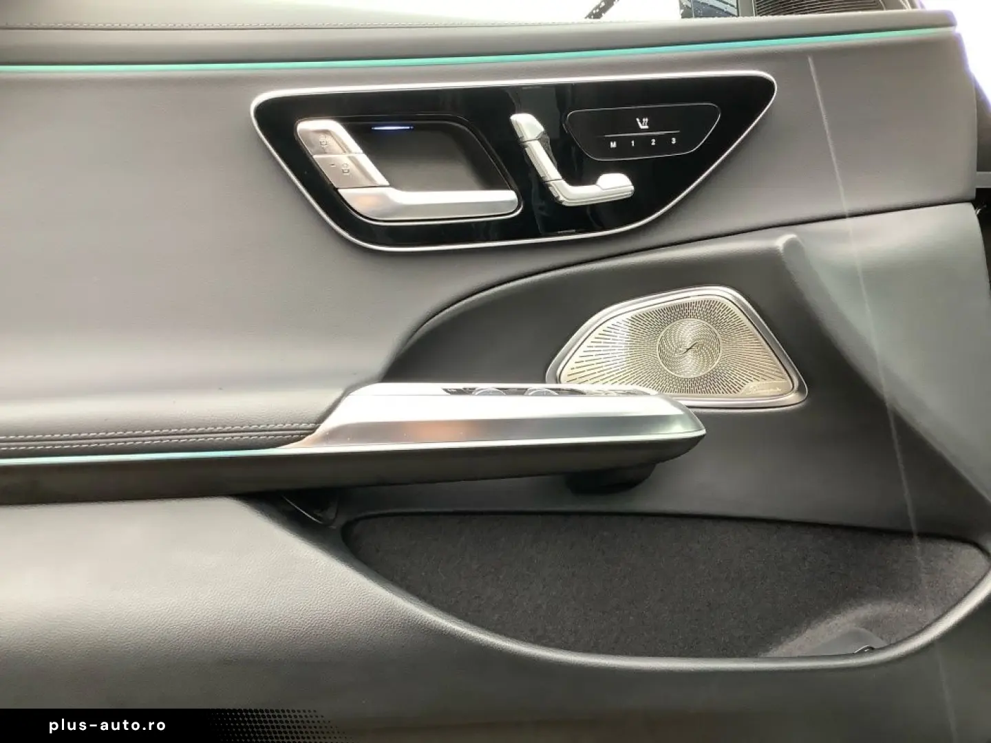 MERCEDES-BENZ E 200 AMG DIGITAL PANO StHz DISTR HuD &hellip;