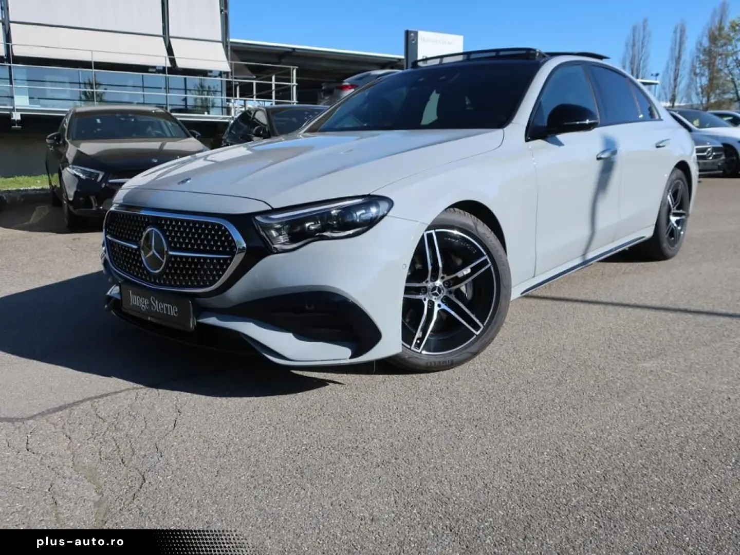 MERCEDES-BENZ E 200 Lim AMG Sport Night Distr Pano 4&hellip;