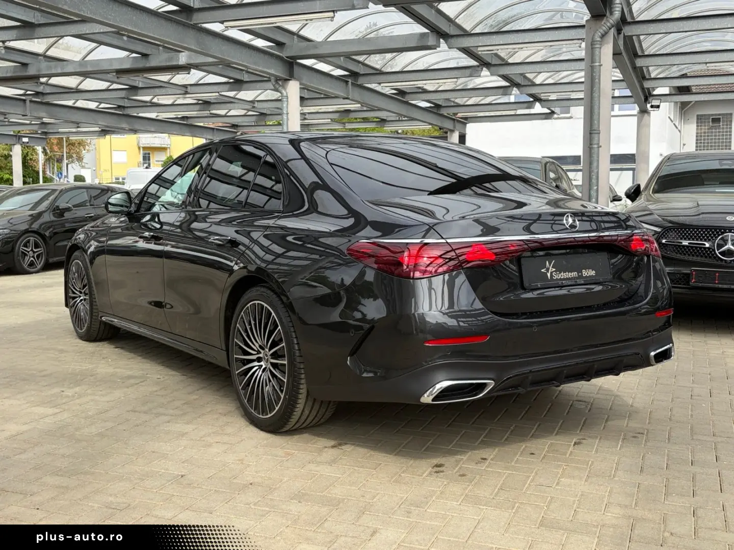 MERCEDES-BENZ E 200 AMG NIGHT PANO DISTRONIC KAMERA AMBIENTE