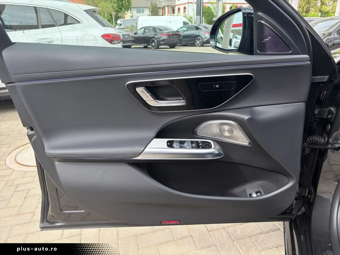 MERCEDES-BENZ E 200 AMG NIGHT PANO DISTRONIC KAMERA AMBIENTE