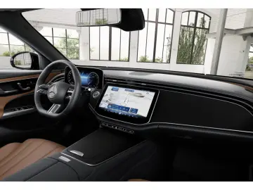 MERCEDES-BENZ E 200 AMG NIGHT PANO DISTR 360 MEMO