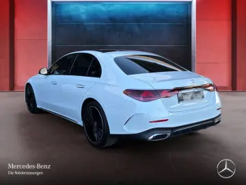 MERCEDES-BENZ E 200 AMG Adv. Night Pano  20 4DBurmester 360