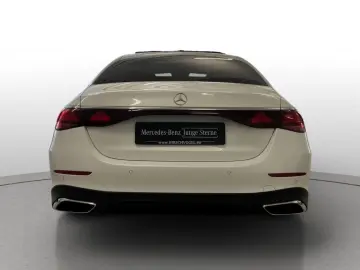 MERCEDES-BENZ E 200 AMG-Line Night Pano DISTRONIC KE&hellip;