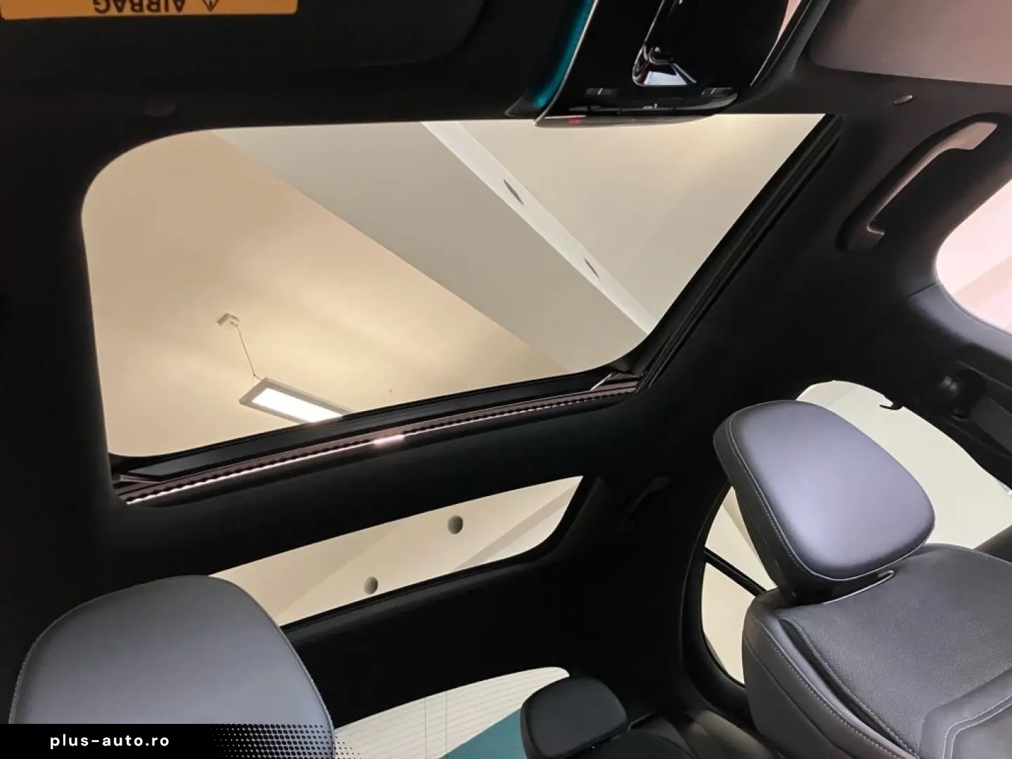 MERCEDES-BENZ E 200 AMG-Line Night Pano DISTRONIC KE&hellip;