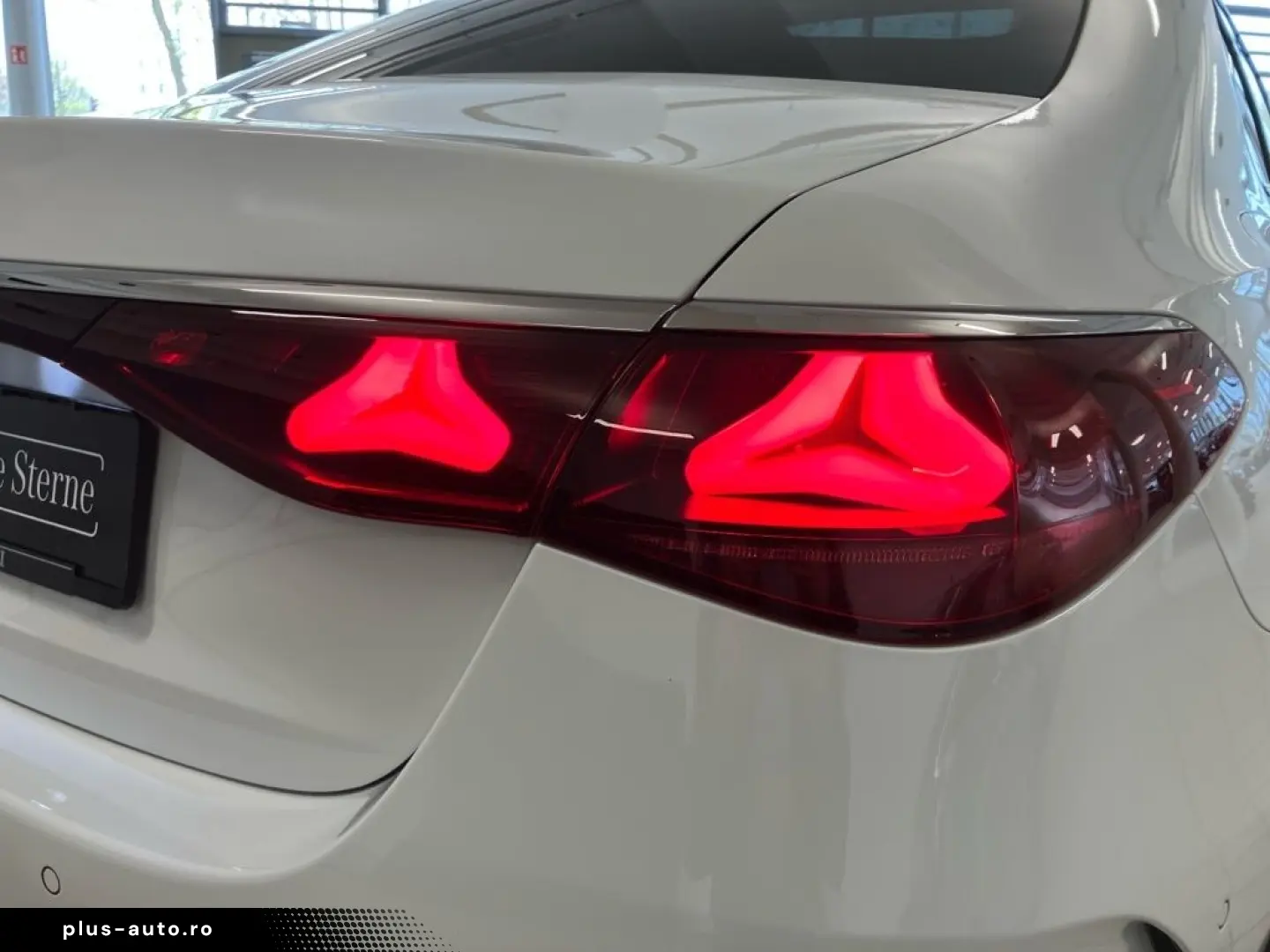 MERCEDES-BENZ E 200 AMG-Line Night Pano DISTRONIC KE&hellip;