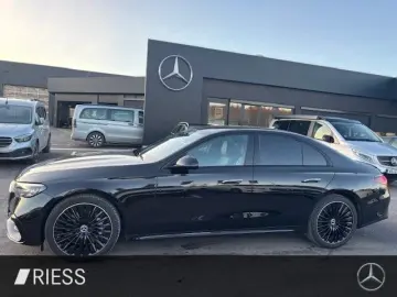 MERCEDES-BENZ E 200 AMG Sport Night Distr Pano AHK W&hellip;
