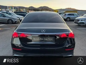 MERCEDES-BENZ E 200 AMG Sport Night Distr Pano AHK W&hellip;