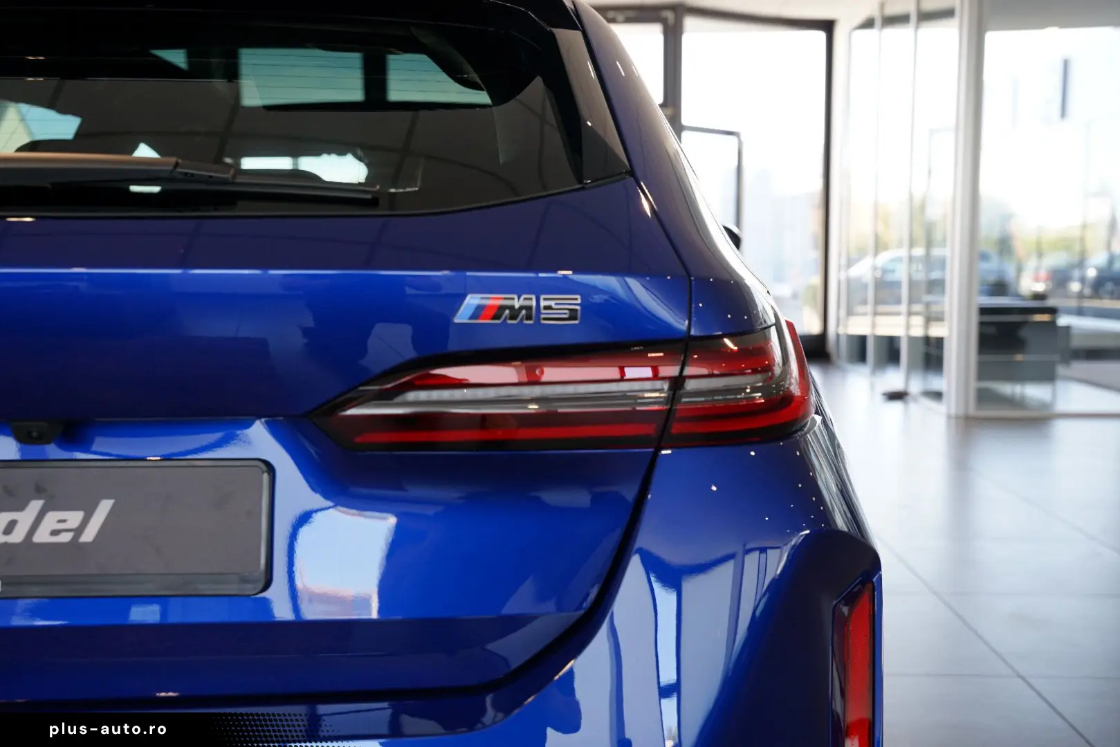 BMW M5 Touring   Ultimate   Pano   Keramik   305km h