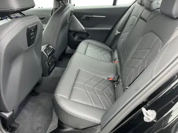 BMW 530e Limousine Head-Up HK HiFi DAB LED RFK
