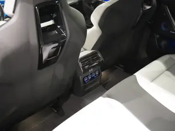 BMW M5 Pro Comfort Package B&W