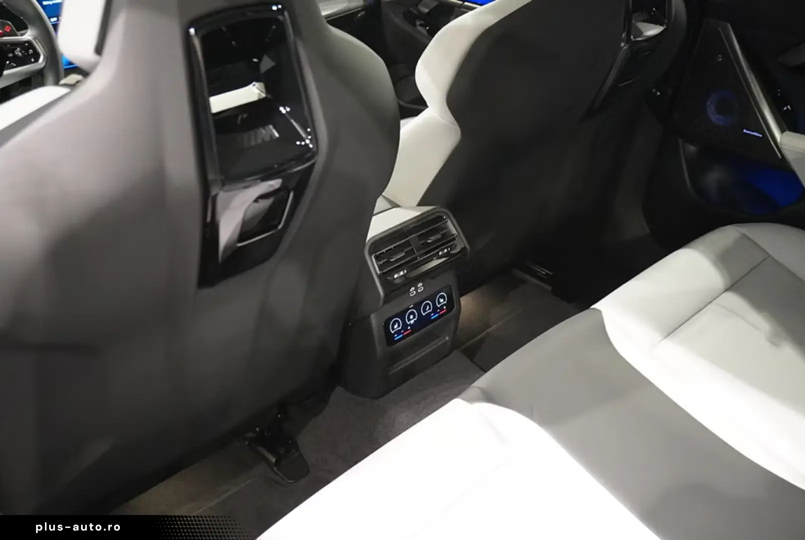 BMW M5 Pro Comfort Package B&W