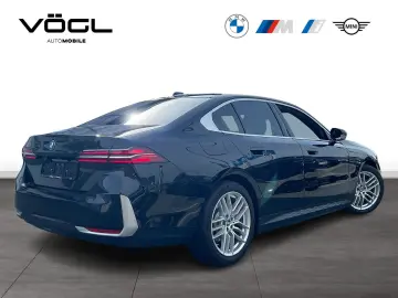 BMW 530e Limousine Panoramadach AHK Comfortpaket