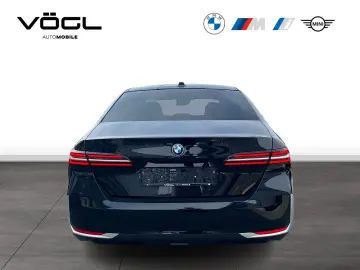 BMW 530e Limousine Panoramadach AHK Comfortpaket