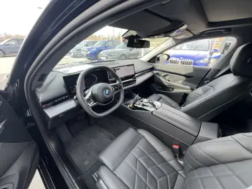 BMW 530e Limousine Panoramadach AHK Comfortpaket