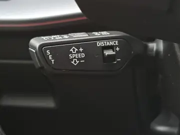 AUDI RS 3 Sportback TFSI quattro S tronic SONOS NAV M