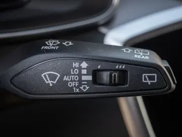 AUDI S6 Avant TDI quattro MATRIX NAVI AHK B&O STANDHZ