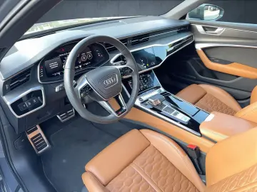 AUDI RS 6 Avant Keramik HDMatrix Pano StHz HuD RS-Aga
