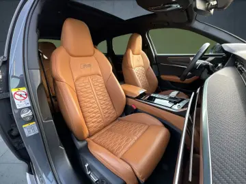 AUDI RS 6 Avant Keramik HDMatrix Pano StHz HuD RS-Aga