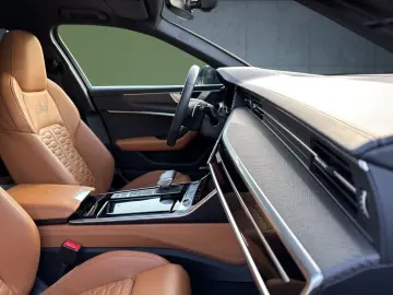 AUDI RS 6 Avant Keramik HDMatrix Pano StHz HuD RS-Aga