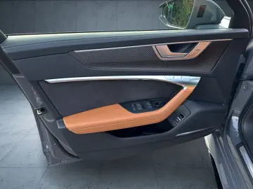 AUDI RS 6 Avant Keramik HDMatrix Pano StHz HuD RS-Aga
