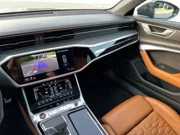 AUDI RS 6 Avant Keramik HDMatrix Pano StHz HuD RS-Aga