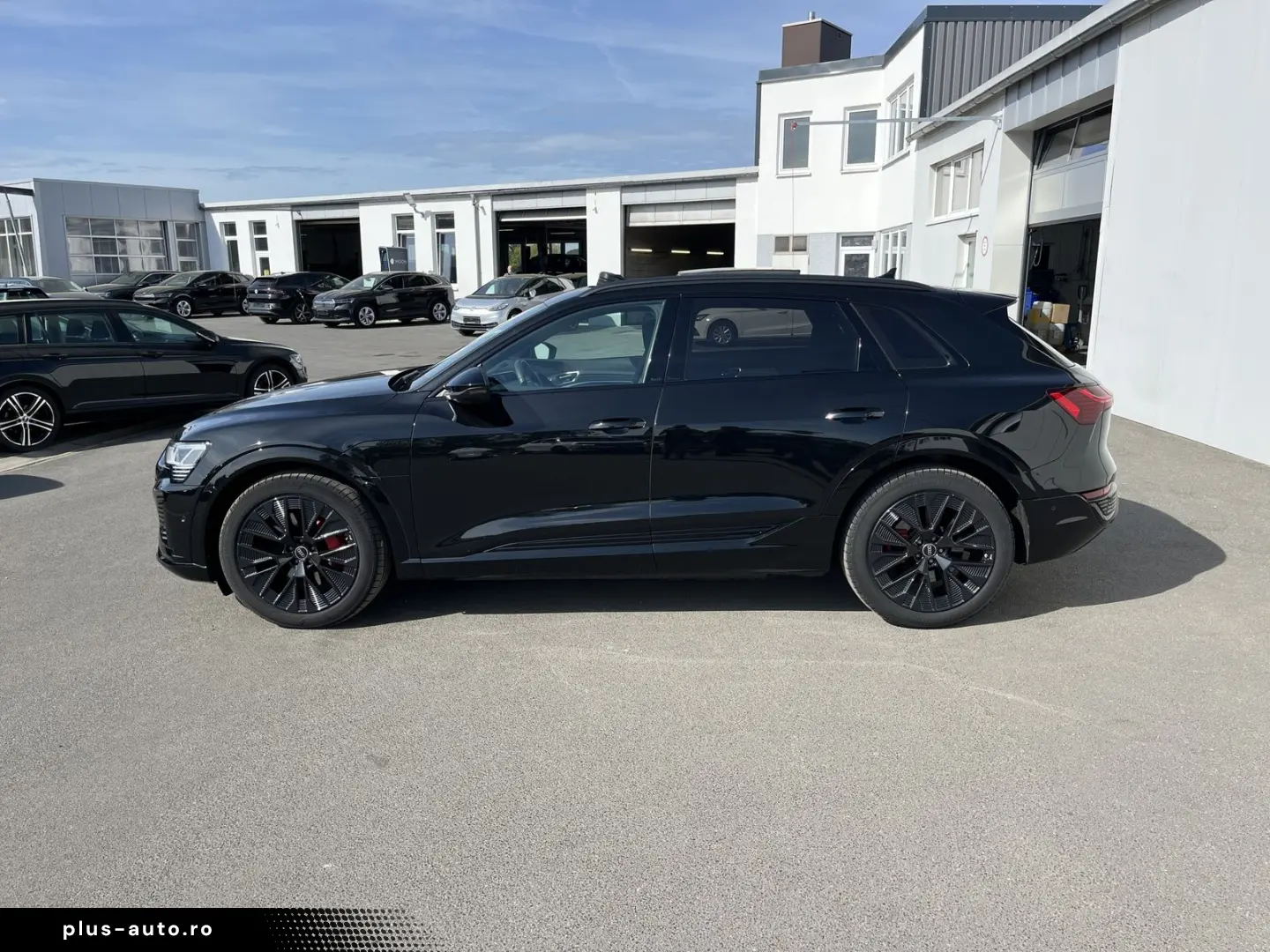 AUDI Q8 e-tron S line Black Style 367€ m.20% Anz. 114
