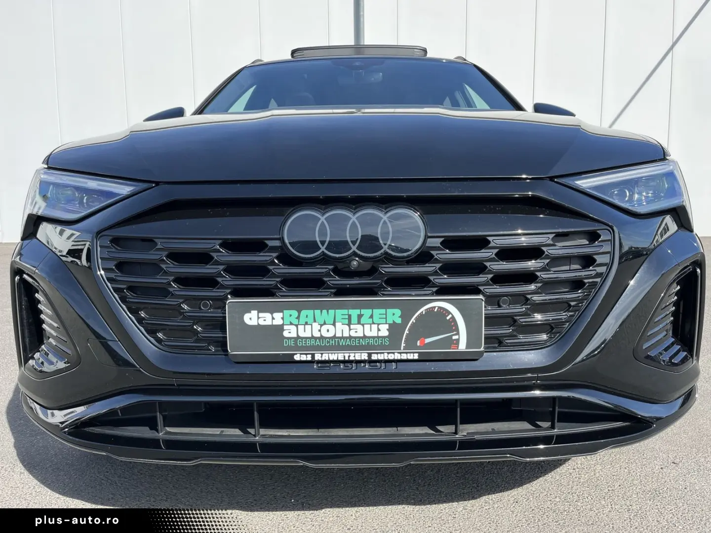 AUDI Q8 e-tron S line Black Style 367€ m.20% Anz. 114