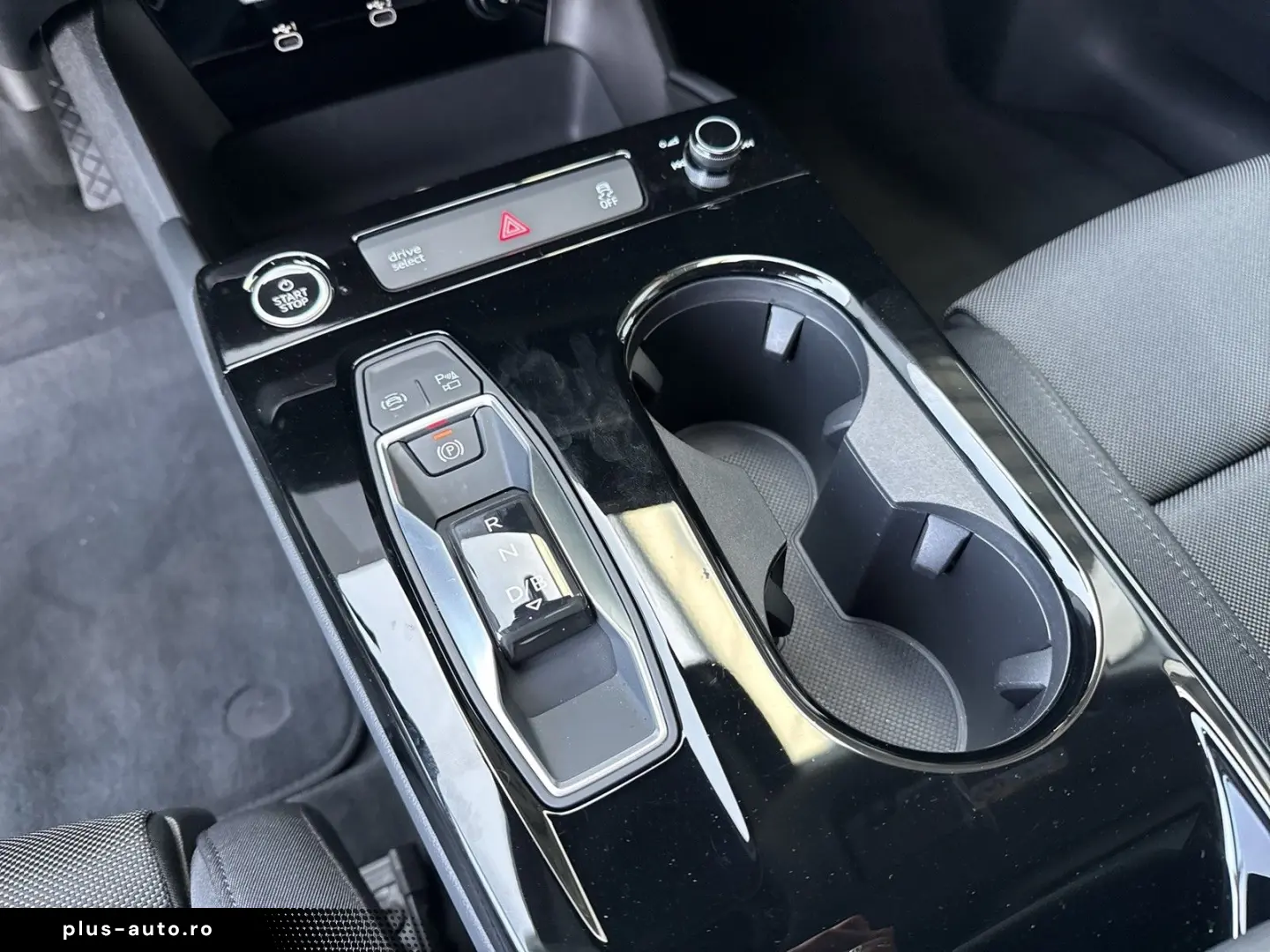 AUDI A6 e-tron Sportback advanced TECH  AHK ACC 20