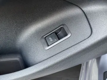AUDI A6 e-tron Sportback advanced TECH  AHK ACC 20