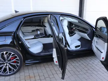 AUDI A8L 60 TFSIe lang FULL-EXCLUSIVE   UPE 190.975 -