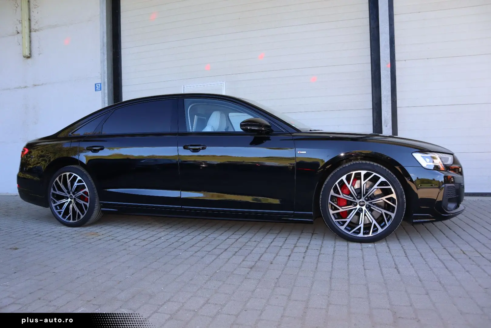 AUDI A8L 60 TFSIe lang FULL-EXCLUSIVE   UPE 190.975 -